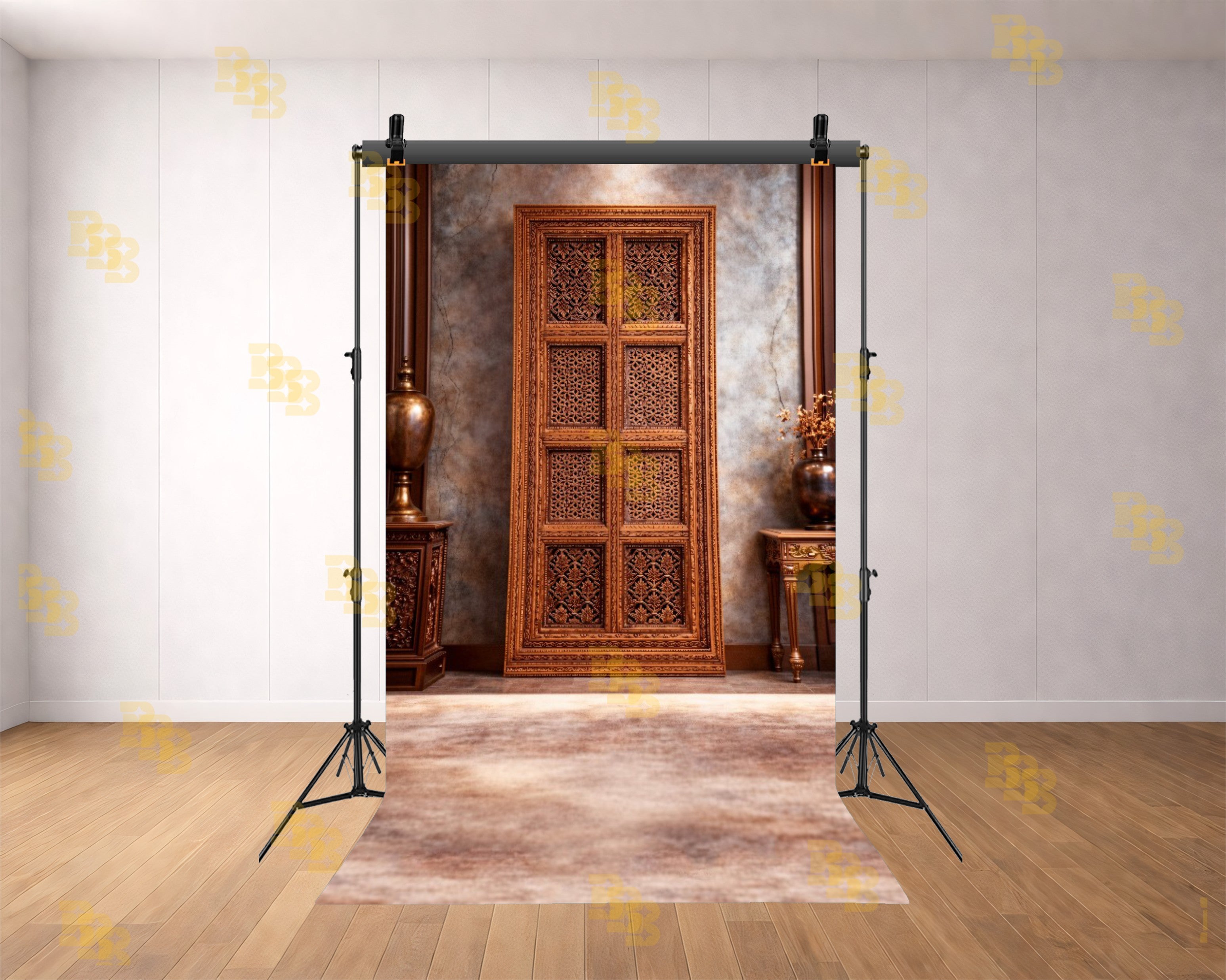 ROYAL CARVED WOODEN PANEL DOOR BACKDROP FOR PORTRAIT & TRADITIONAL PHOTOGRAPHY